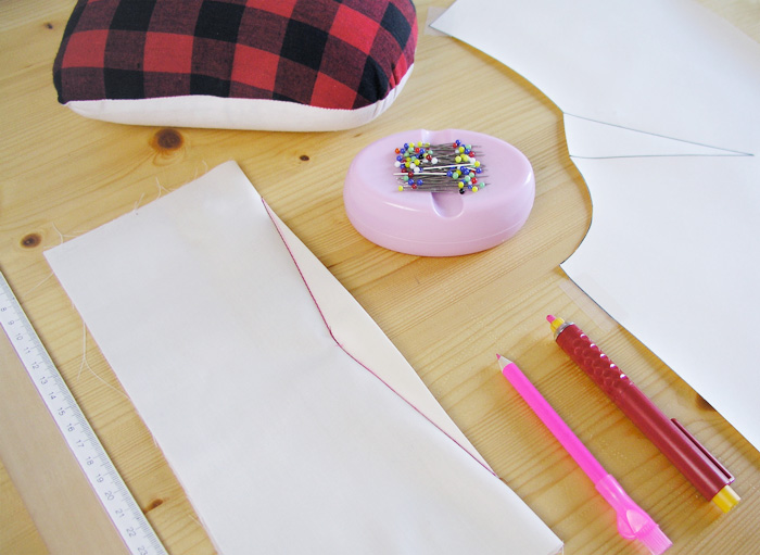 Cómo marcar y coser una pinza en la ropa?
