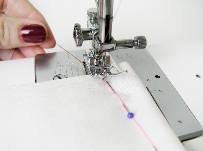 Cómo marcar y coser una pinza en la ropa?